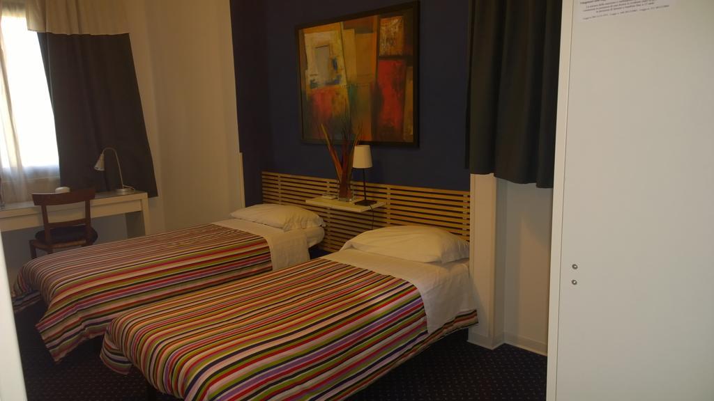 Almi Rooms Rome Room photo